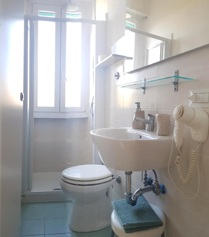 Brezza Di Mare Apartment Лидо ди Остия Екстериор снимка